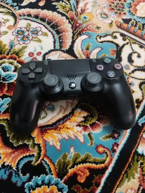 دسته ps4 اصلی|کنسول، بازی ویدئویی و آنلاین|یزد, |دیوار