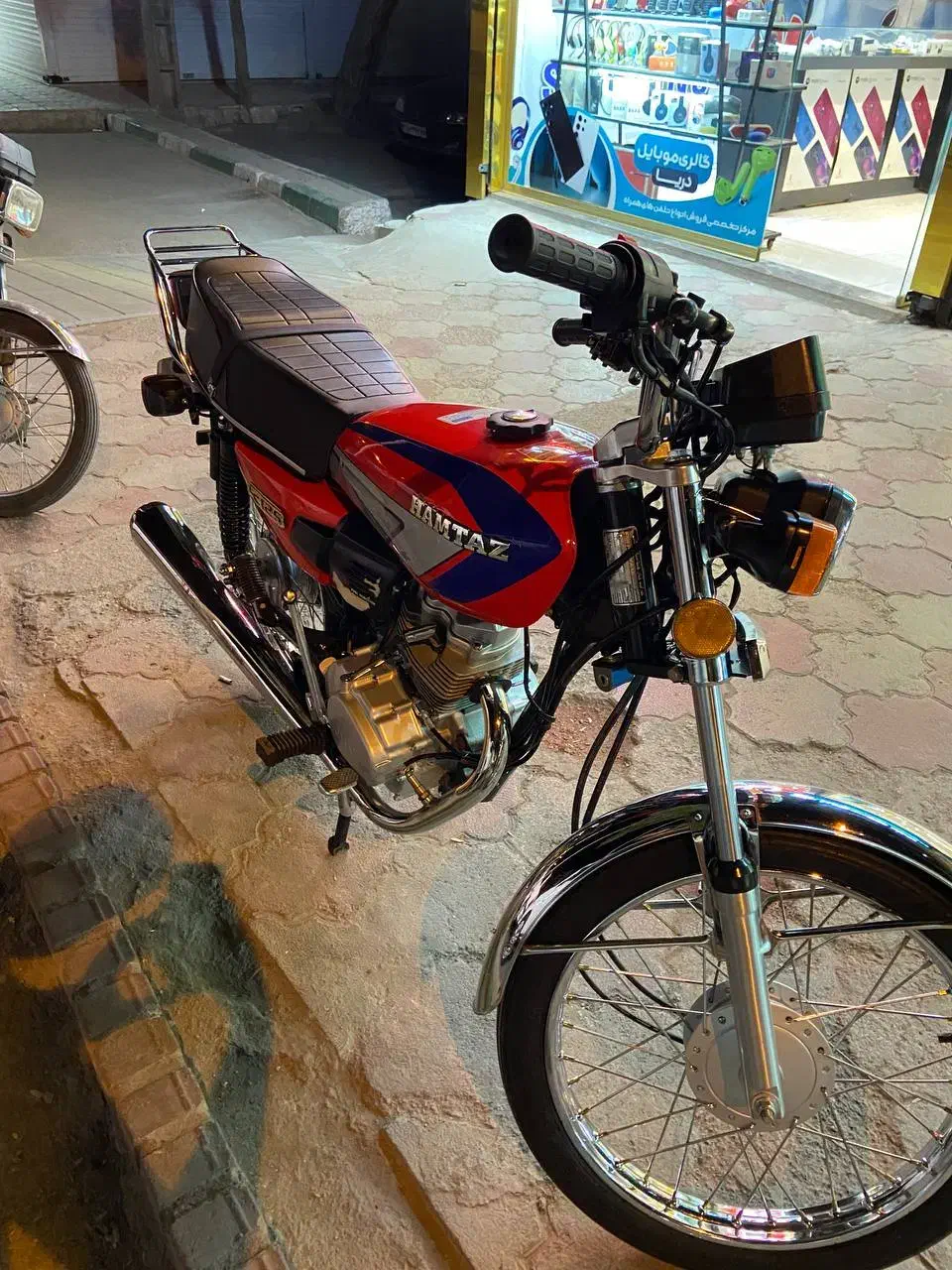 هندا ۱۲۵ مدل ۹۸|موتورسیکلت|مشهد, امیر|دیوار