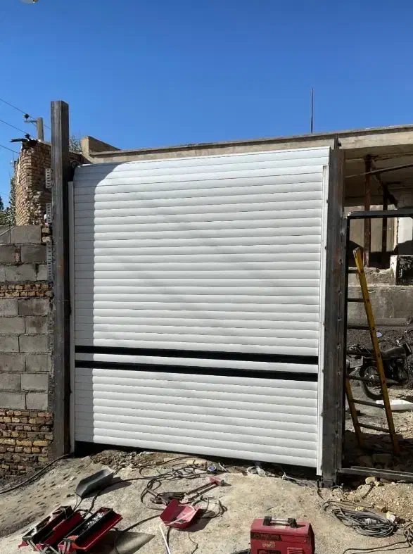 کرکره برقی و دوربین مداربسته|خدمات پیشه و مهارت|میانه, |دیوار