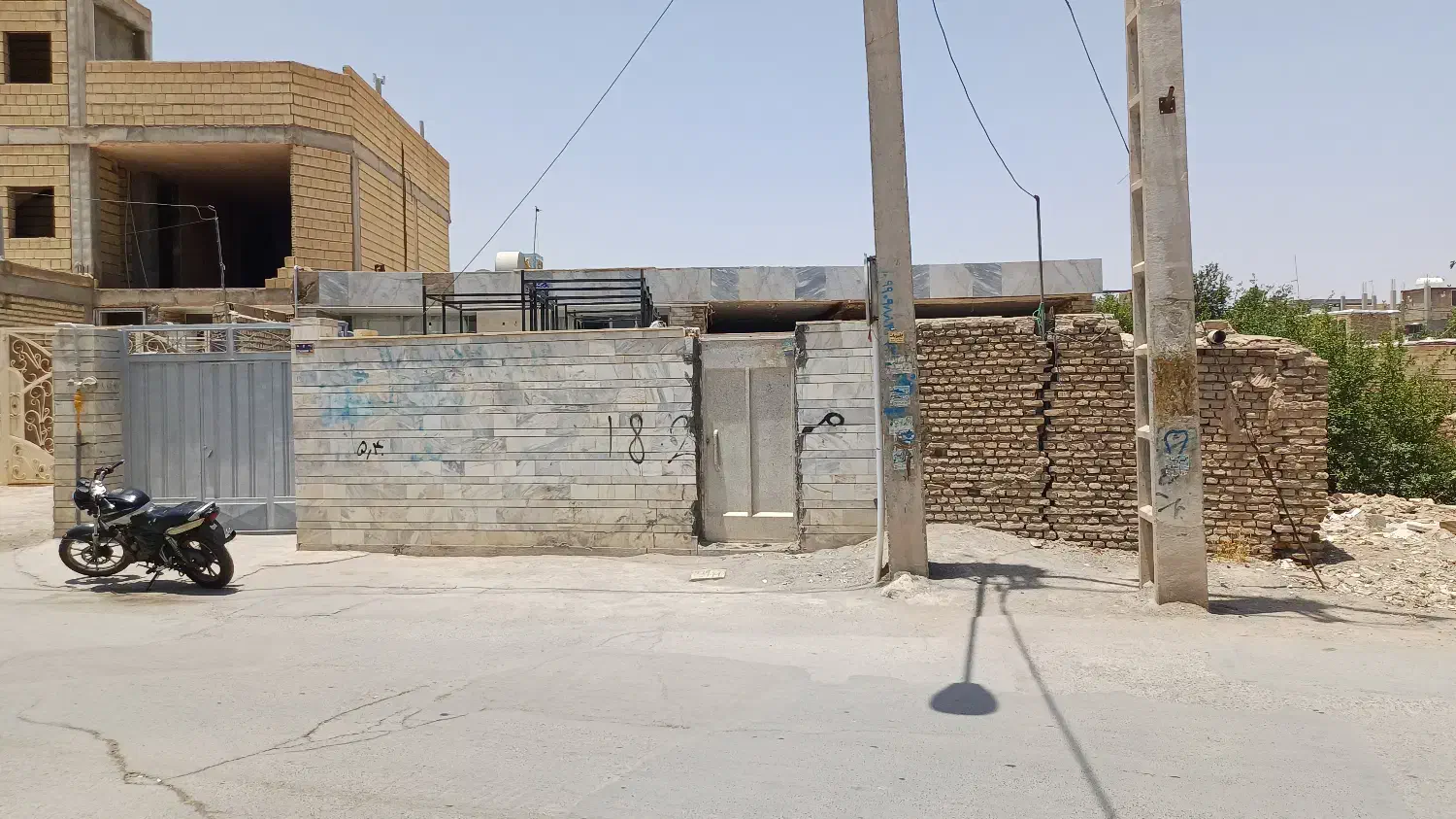 زمین وسقف|فروش مغازه و غرفه|خمینی‌شهر, |دیوار