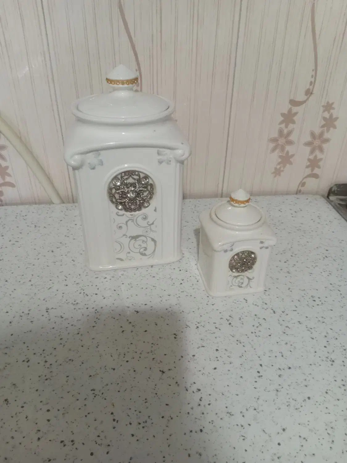 پاسماوری|ظروف سرو و پذیرایی|مشهد, هفت تیر (حافظ)|دیوار