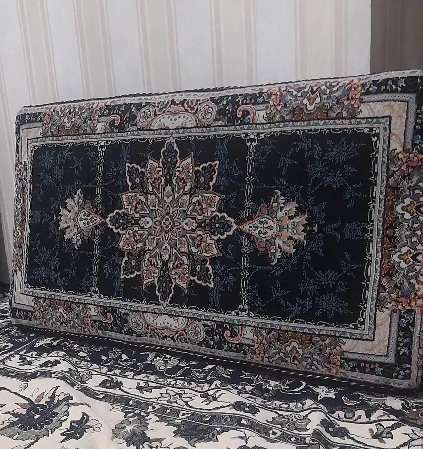 دوعددفرش شش متری کاملا در حدنو گل برجسته|فرش|قرچک, زیبا شهر|دیوار