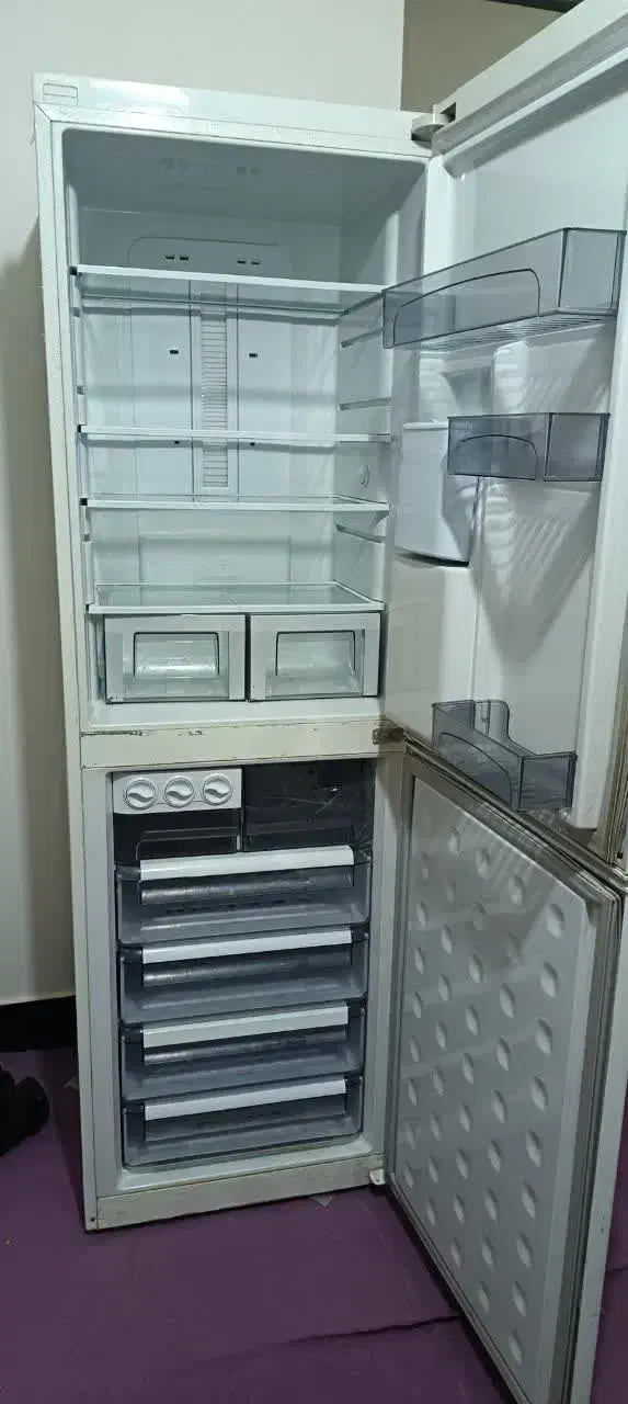 یخچال فریزر ۲۷ فوت الکترو استیل|یخچال و فریزر|درمیان, |دیوار