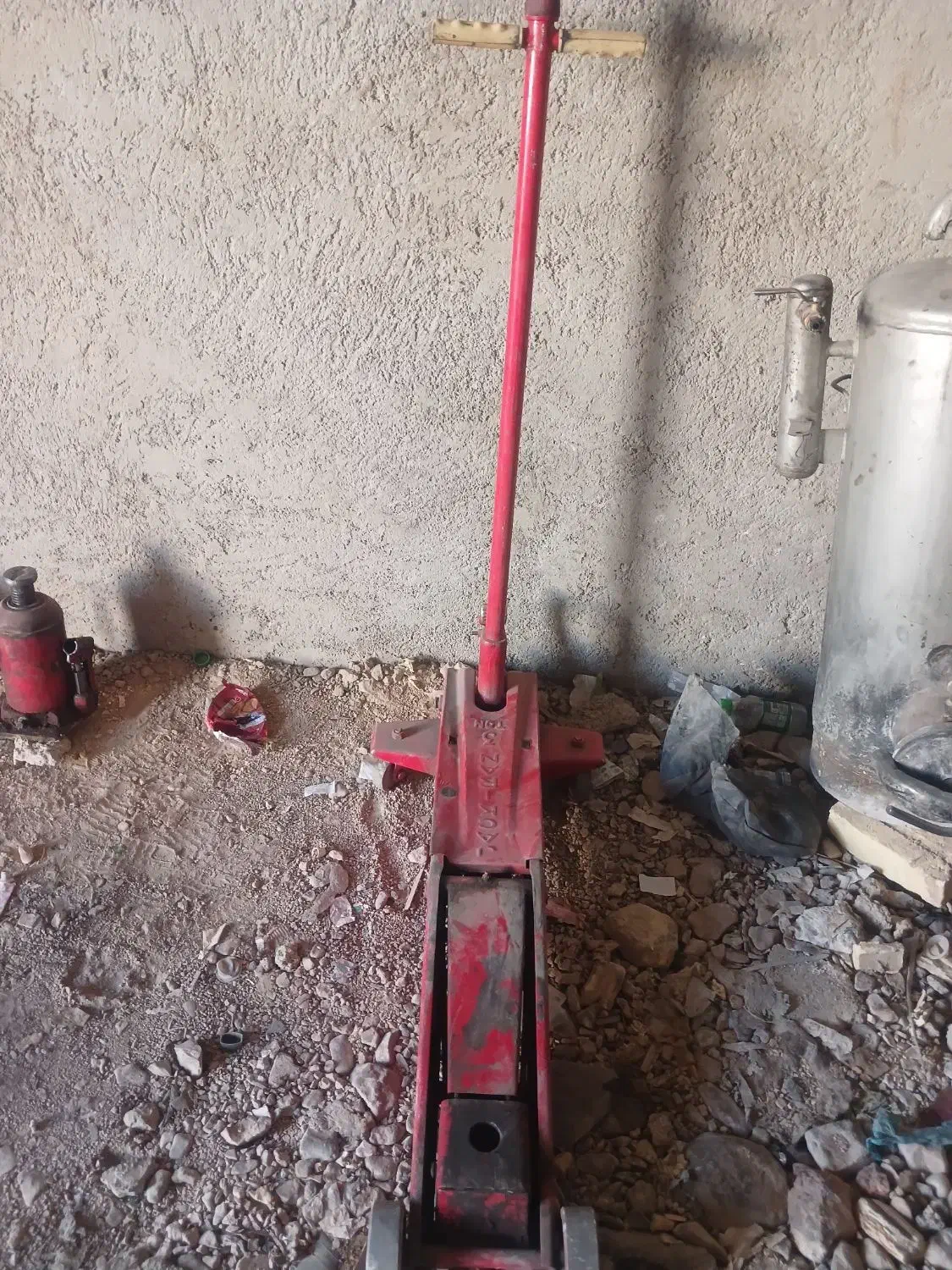 وسایل جلوبندی و اگزوز سازی|ماشینآلات صنعتی|داراب, |دیوار