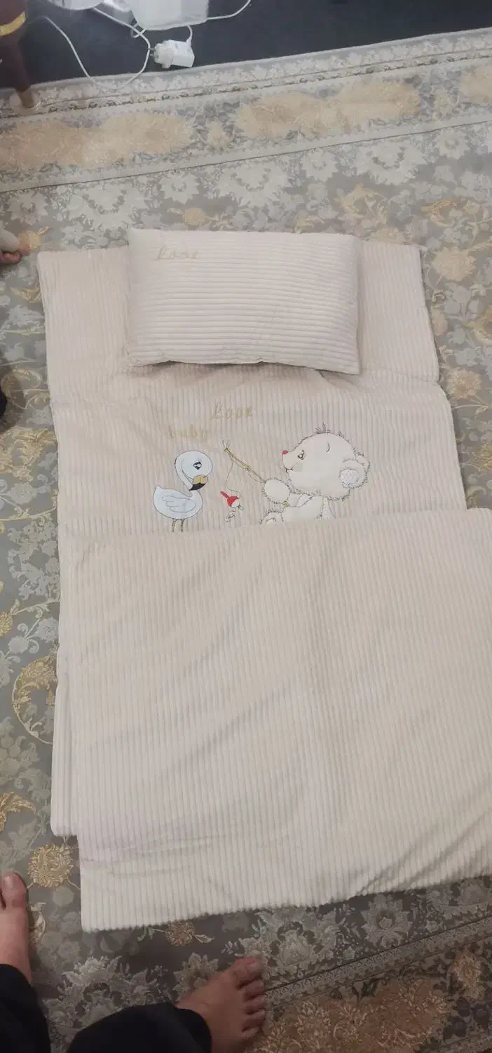 ست خواب نوزادی|رختخواب، بالش، پتو|اشنویه, |دیوار