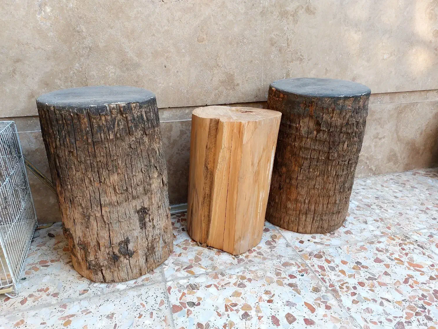 صندلی باغی|صندلی و نیمکت|چهارباغ, |دیوار