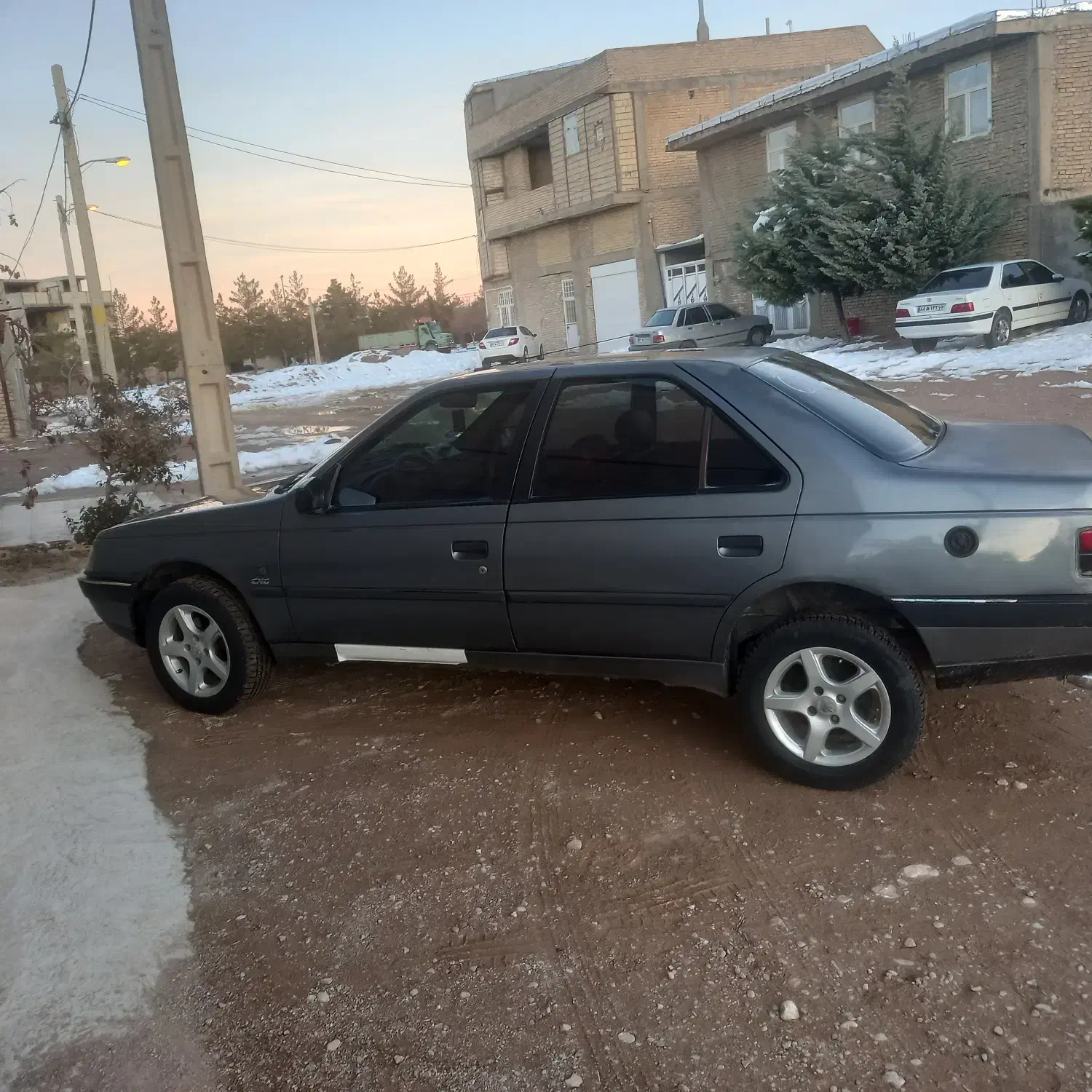 ۴۰۵|خودرو سواری و وانت|اقلید, |دیوار