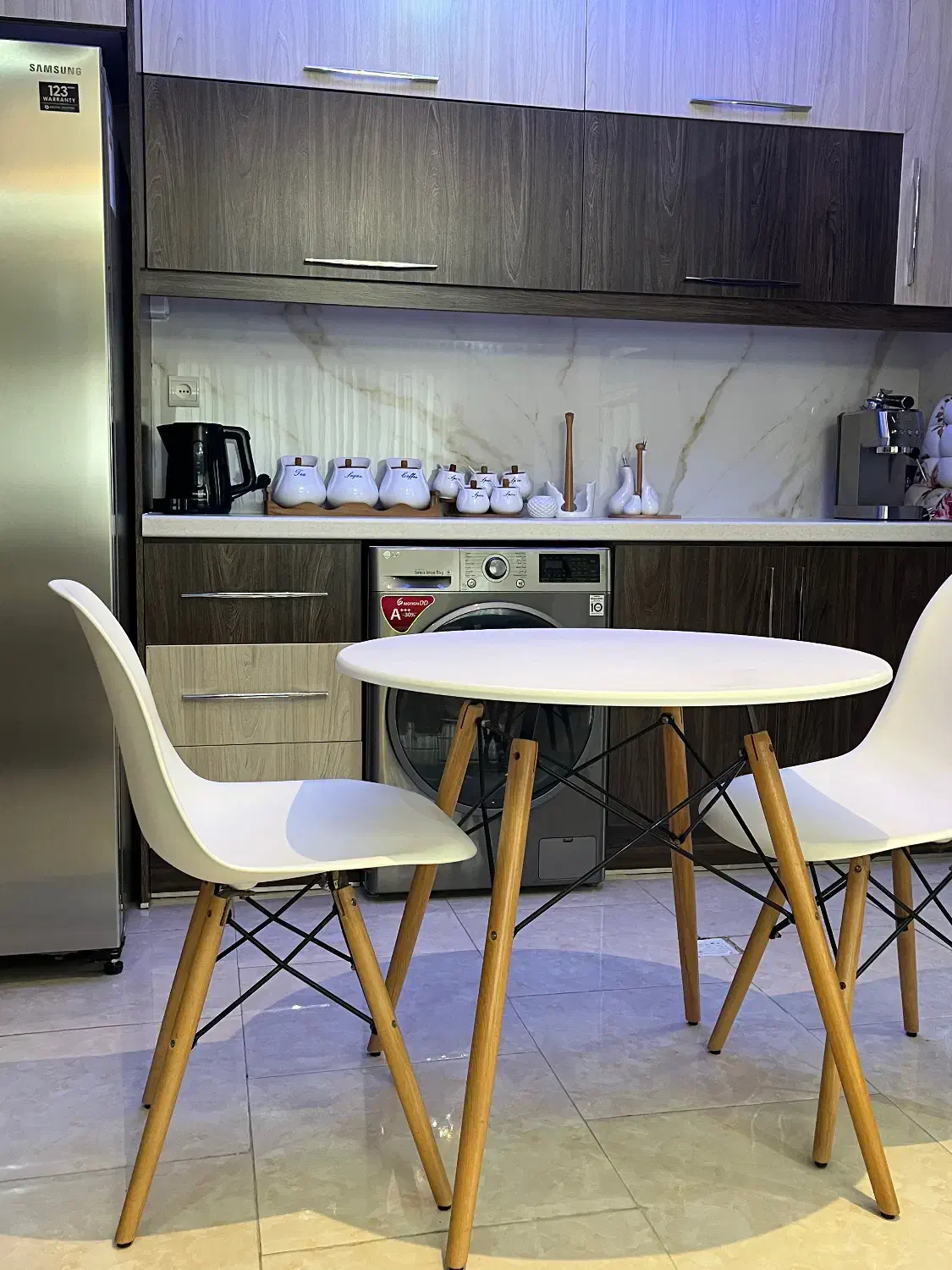 میز ناهار خوری ۲ نفره|میز و صندلی غذاخوری|بابل, |دیوار