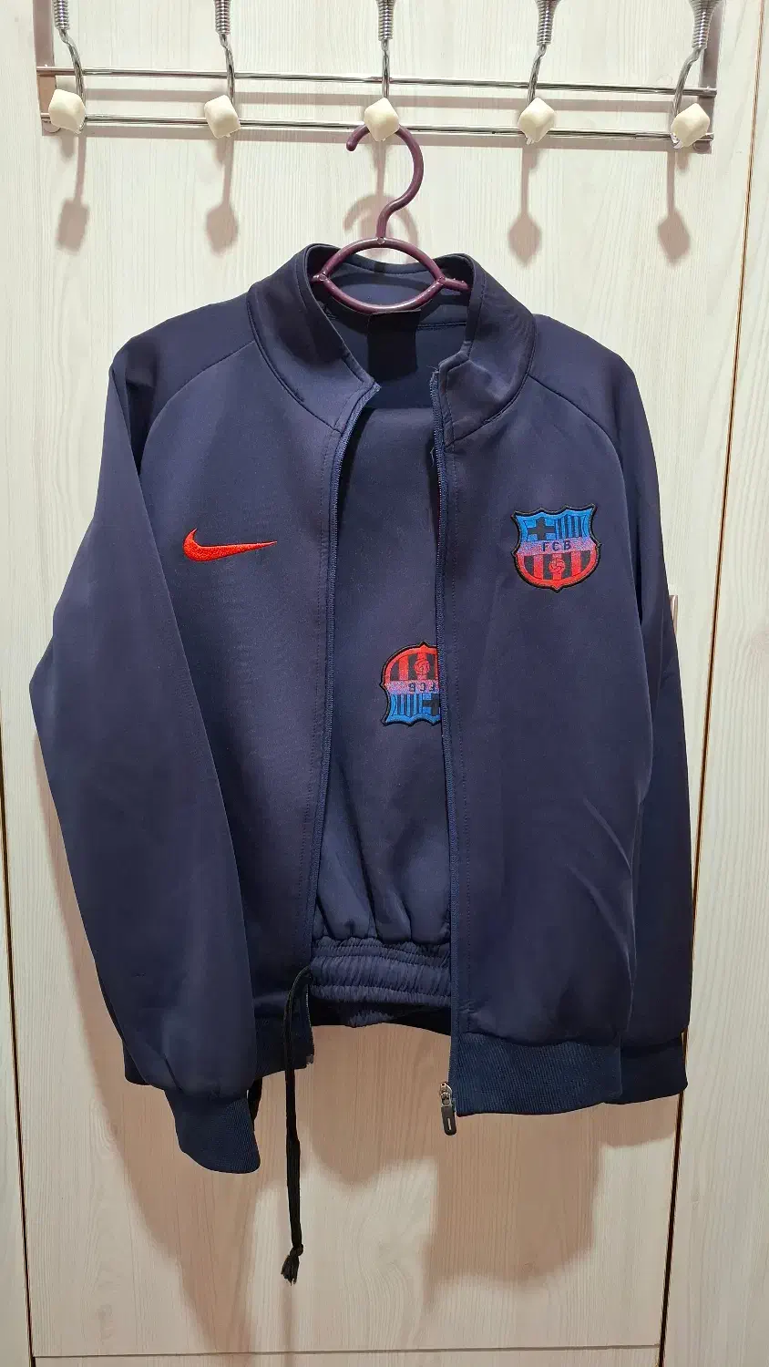 لباس ورزشی|لباس|کاشمر, |دیوار