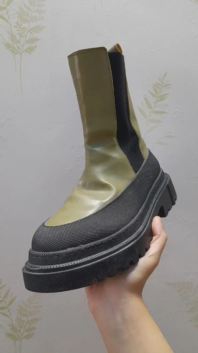 *کفش بوت زنانه*|کیف، کفش، کمربند|بیرجند, |دیوار