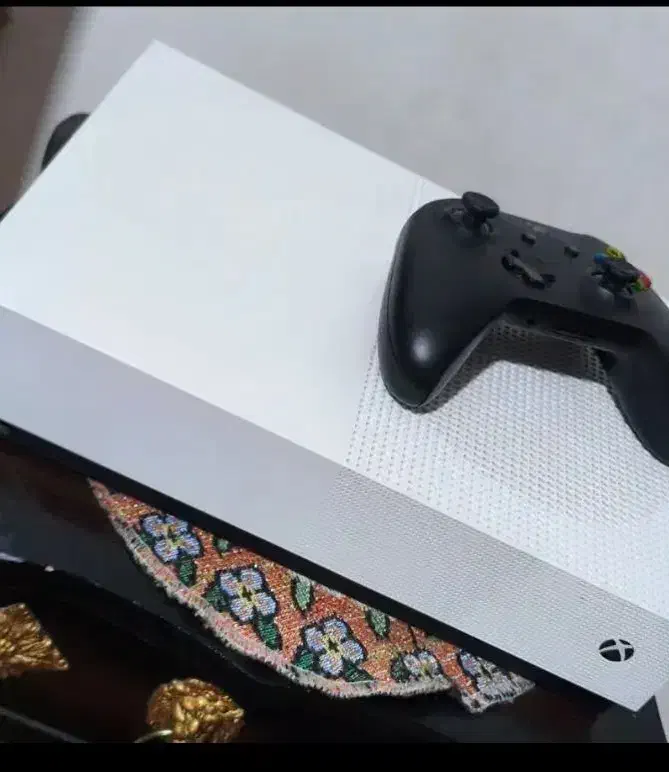 ایکس باکس وان اس 1ترا فول بازی خیلی تمیز|کنسول، بازی ویدئویی و آنلاین|گنبد کاووس, |دیوار