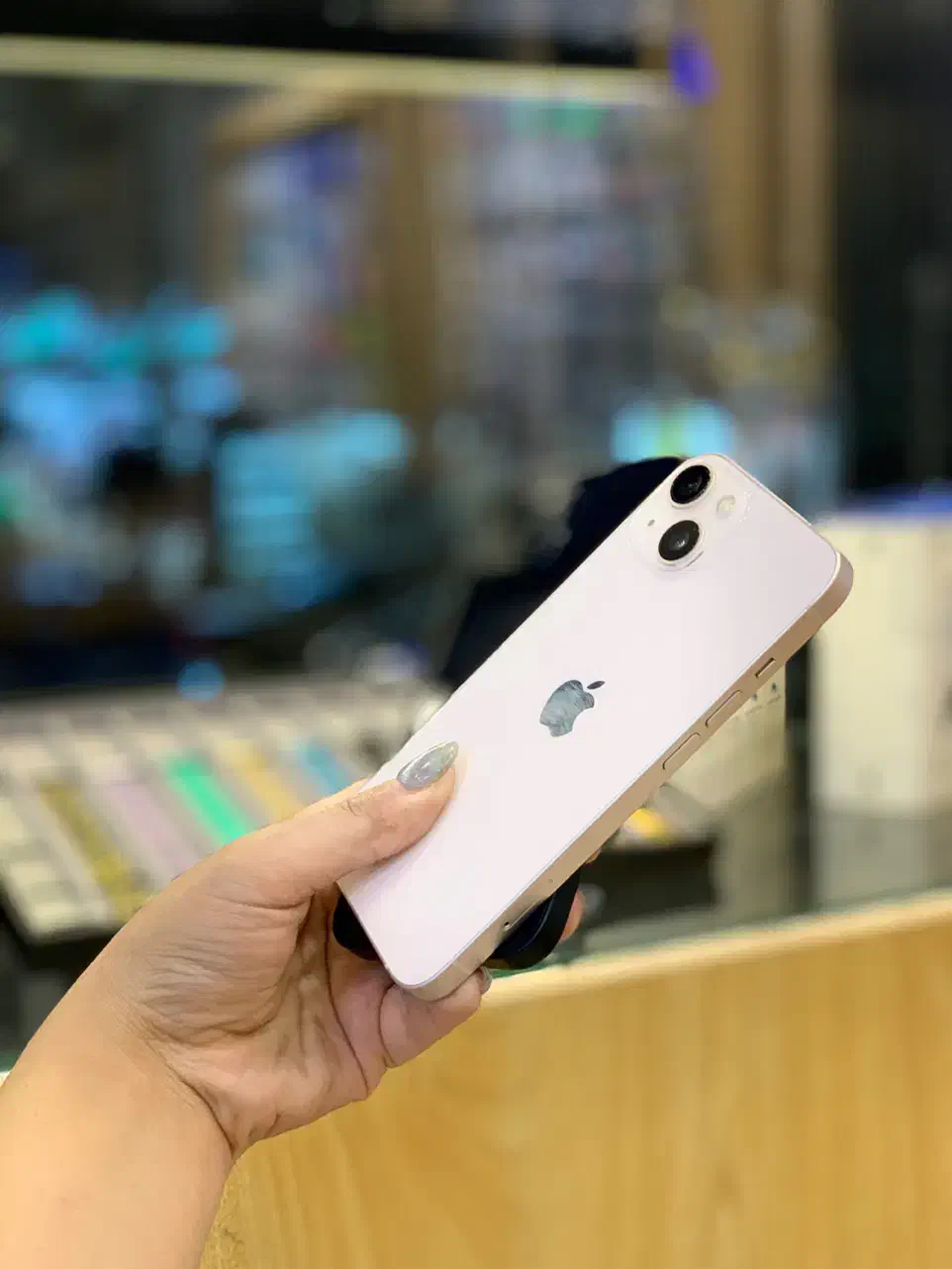 ایفون  نرمال بدون خط و خش iPhone 13 normall|موبایل|تهران, هروی|دیوار
