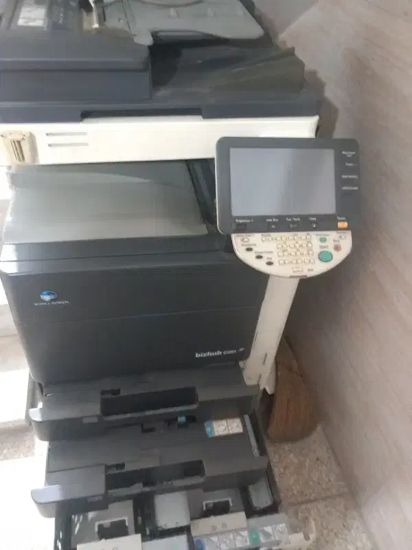 کپی رنگی کونیکا|پرینتر، اسکنر، کپی، فکس|کرج, گلدشت|دیوار