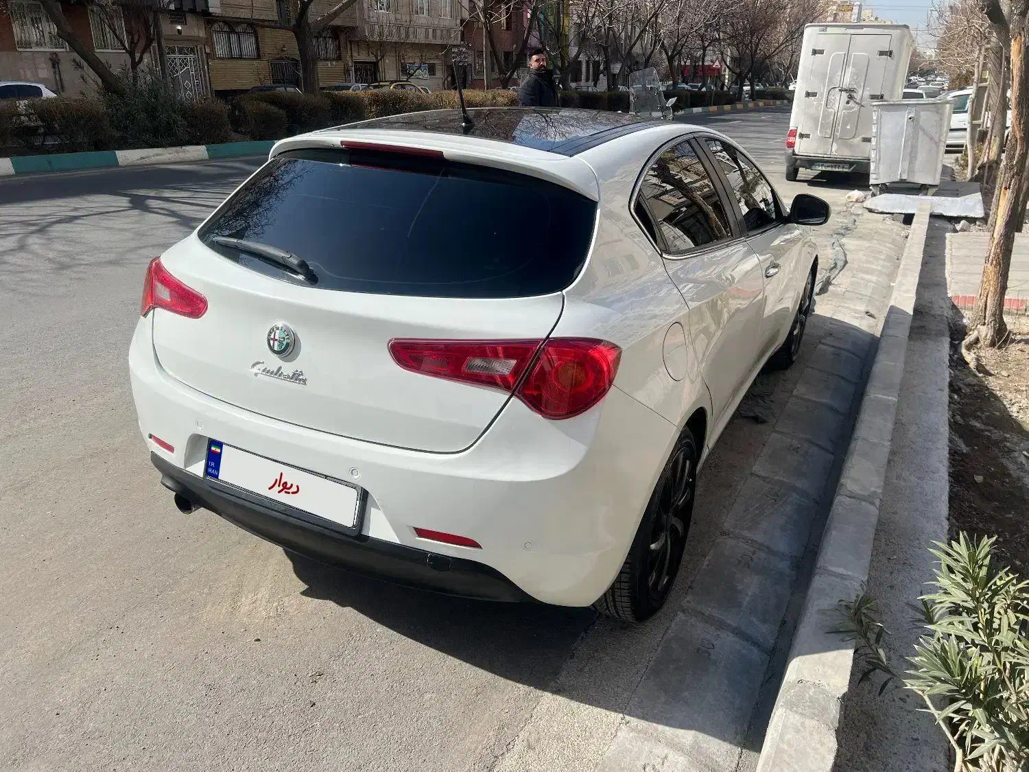 الفا جولیتا|خودرو سواری و وانت|تهران, پرستار|دیوار