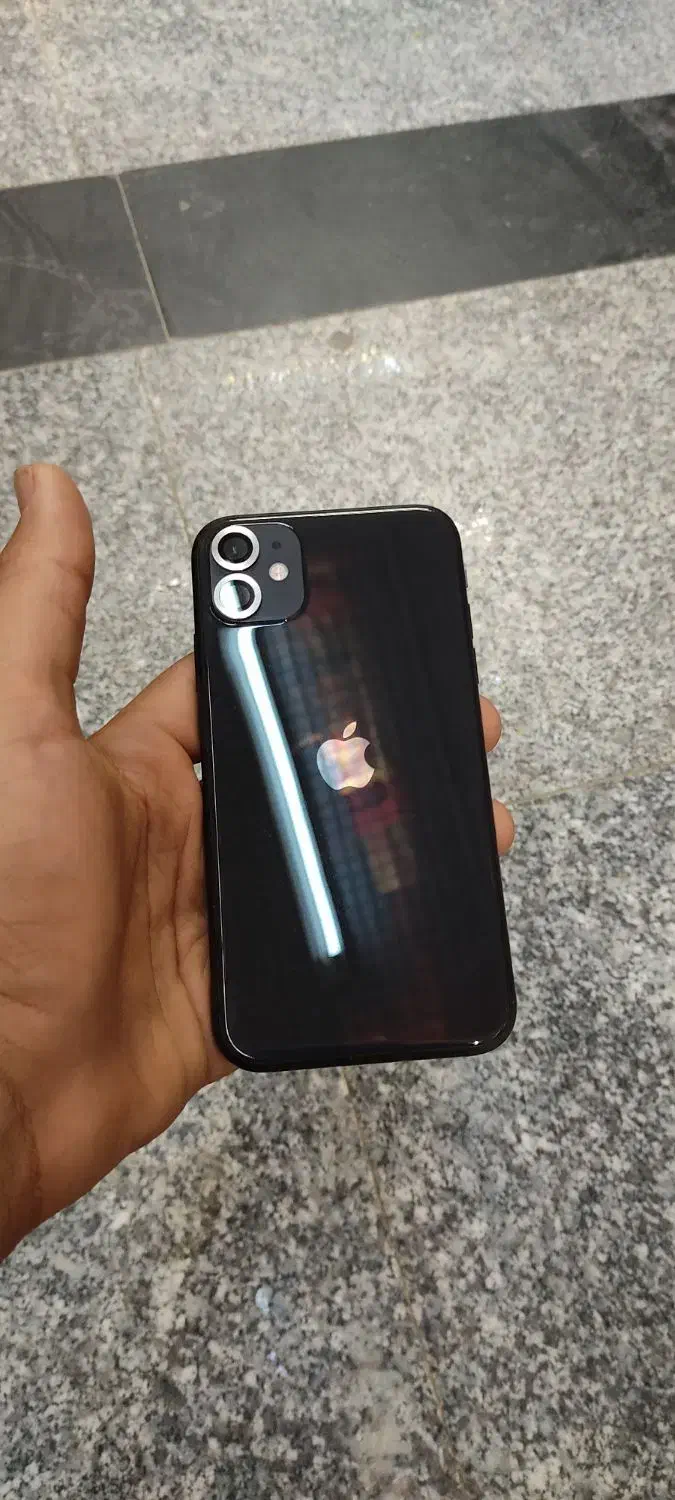 ایفون 11 نرمال 128|موبایل|همدان, |دیوار