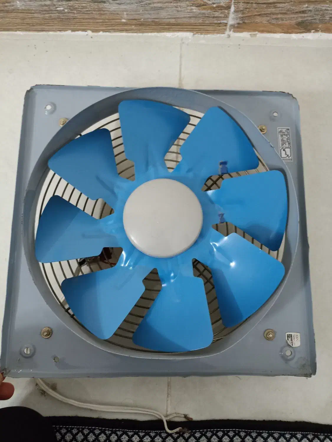 هواکش برند دمنده|پنکه و تصفیهکنندهٔ هوا|اسفراین, |دیوار