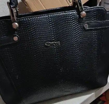 کیف زنانه درحد نو|کیف، کفش، کمربند|قم, خاکفرج|دیوار