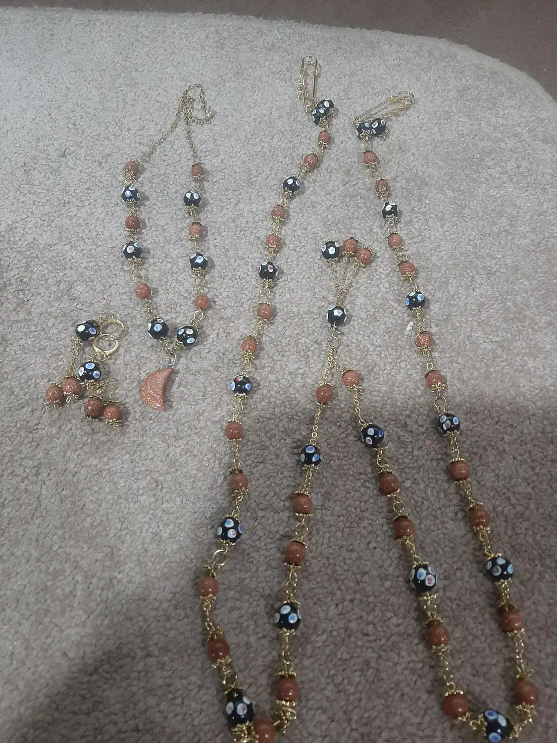 لچک|لباس|مسجد سلیمان, |دیوار