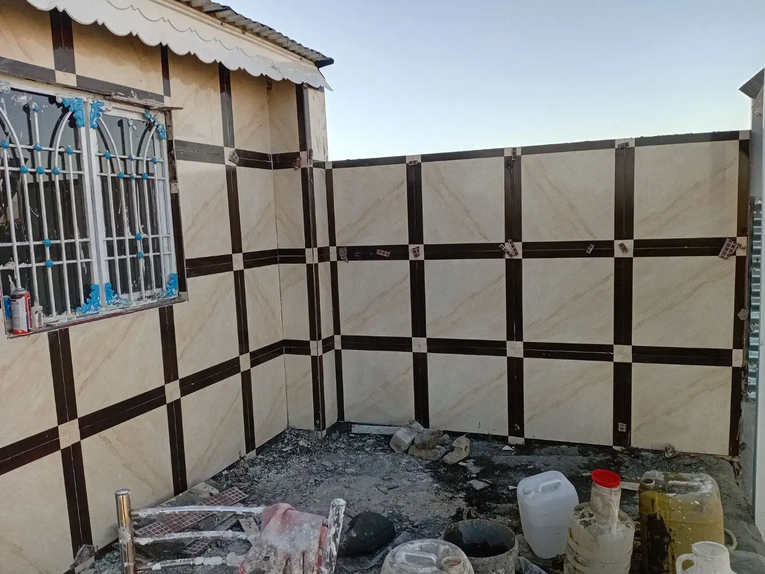 کاشی سرامیک سنگ لاشه وقیر|خدمات پیشه و مهارت|چناران, |دیوار