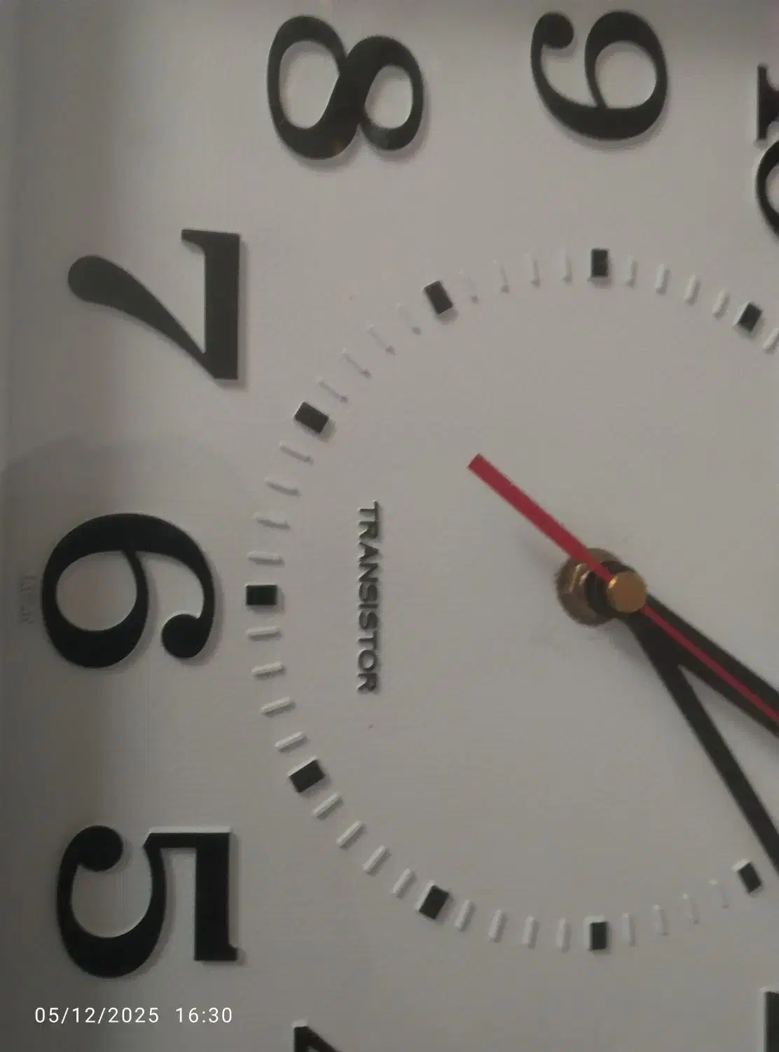 یک عدد ساعت دیواری طرح قدیمی|ساعت دیواری و تزئینی|سهند, |دیوار