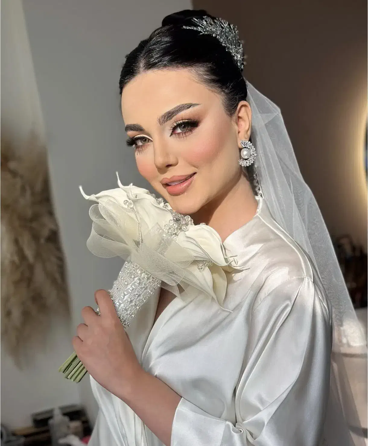 میکاپ، شینیون و آموزش تخصصی|خدمات آرایشگری و زیبایی|زابل, |دیوار