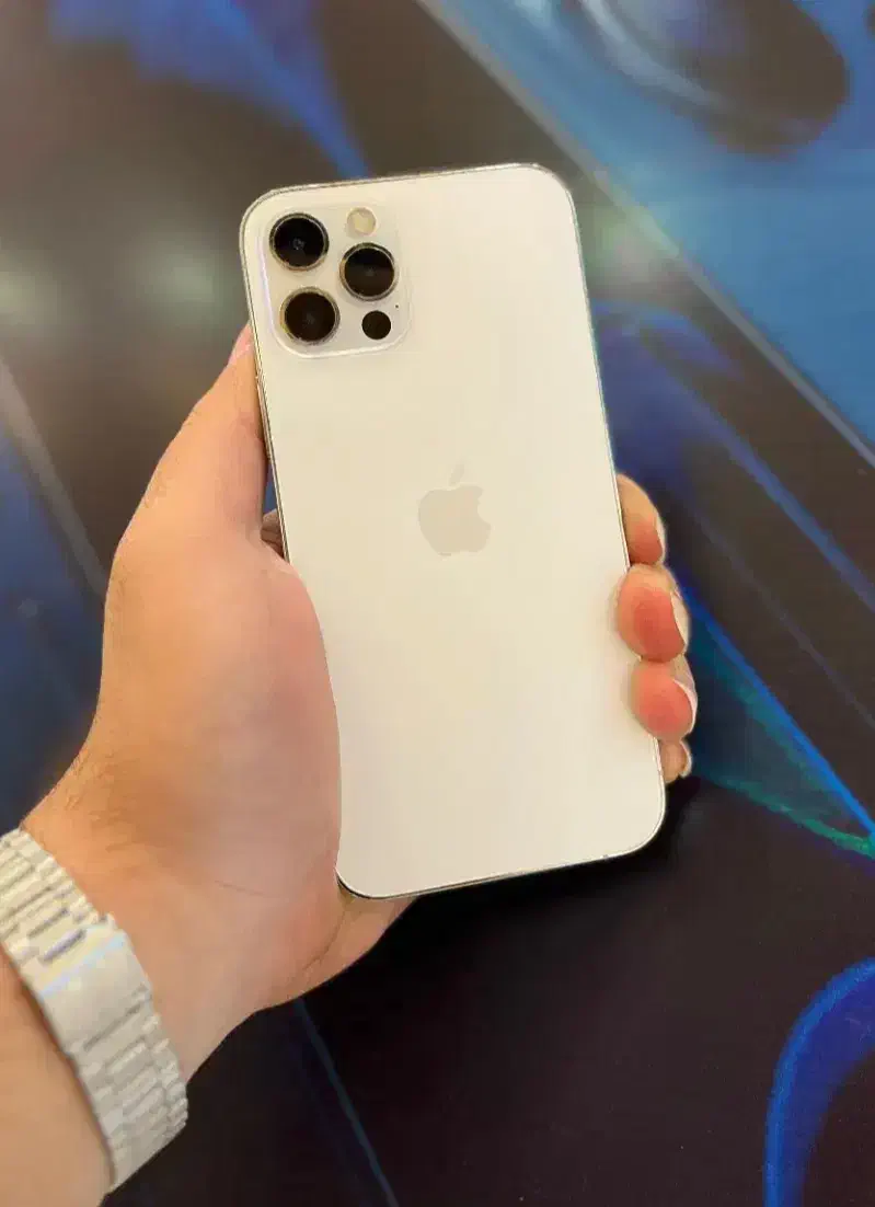 اپل iPhone 12 Pro با حافظهٔ ۲۵۶ گیگابایت|موبایل|مشهد, الهیه|دیوار