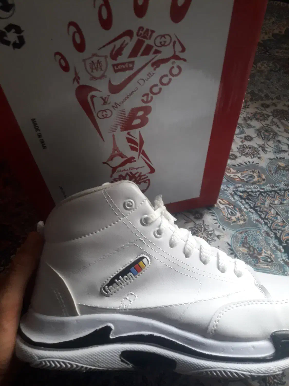 کفش tashion|کیف، کفش، کمربند|اصفهان, باغ فردوس|دیوار