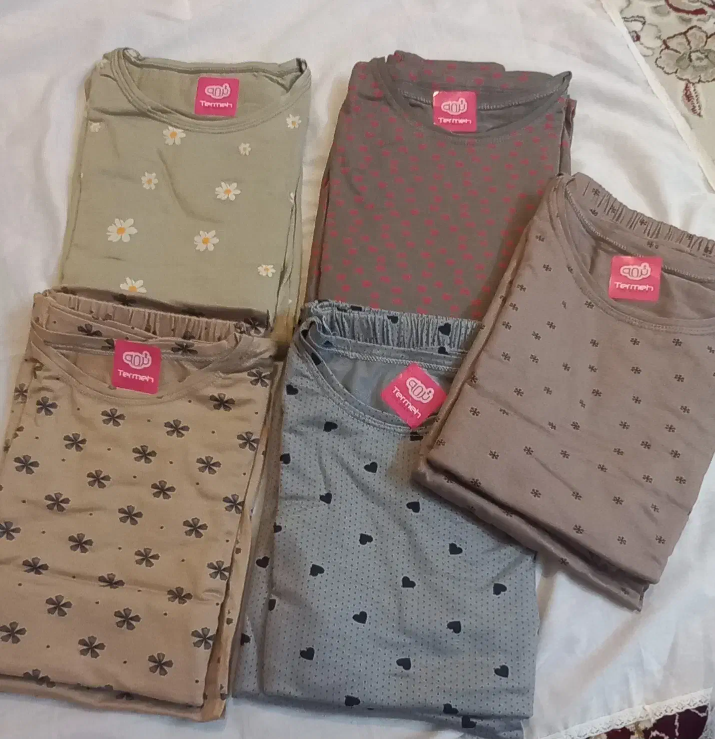 جلیقه وست|لباس|مرند, |دیوار