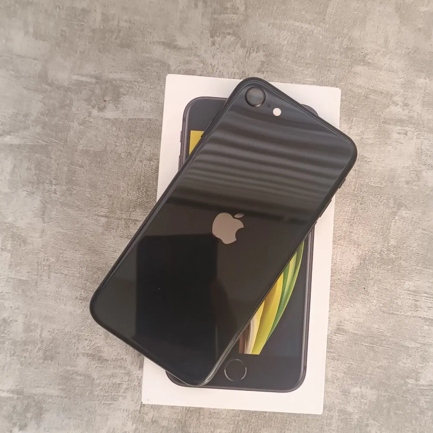 iphone se 2020|موبایل|تهران, شهرک غزالی|دیوار