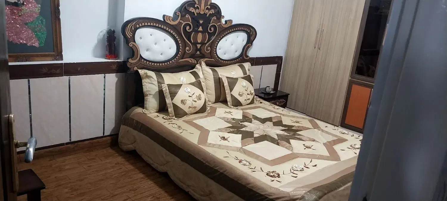 تخت خواب|مبلمان خانگی و میز عسلی|نهاوند, |دیوار