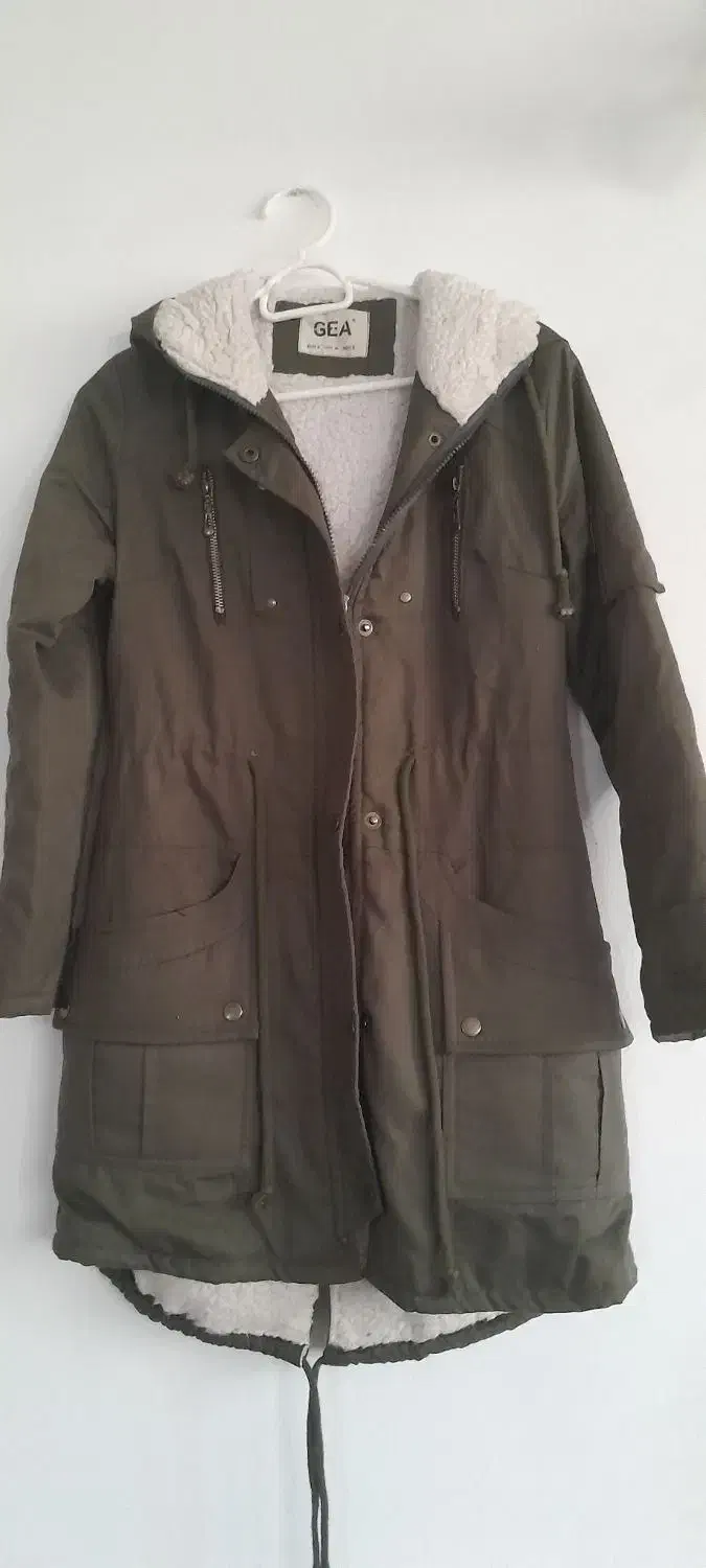 پالتو سایز s|لباس|کوهسار (البرز), |دیوار