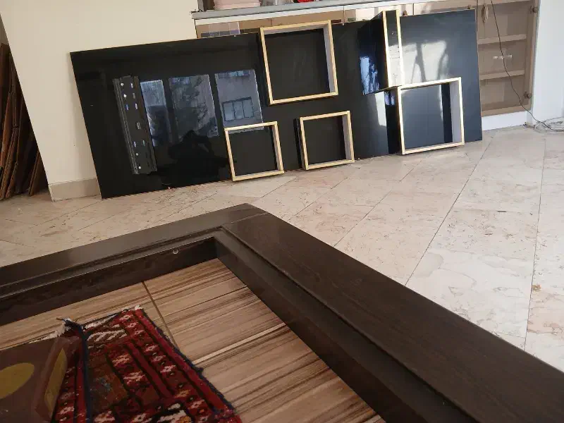 با سلام تی وی وال با جای دکور  و شلف|کتابخانه، شلف، قفسه‌های دیواری|تهران, آبشار تهران (دریاچه)|دیوار