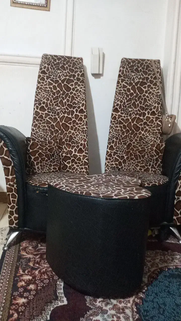 مبل دونفره برا کافه|مبلمان خانگی و میز عسلی|رشت, معلولین|دیوار