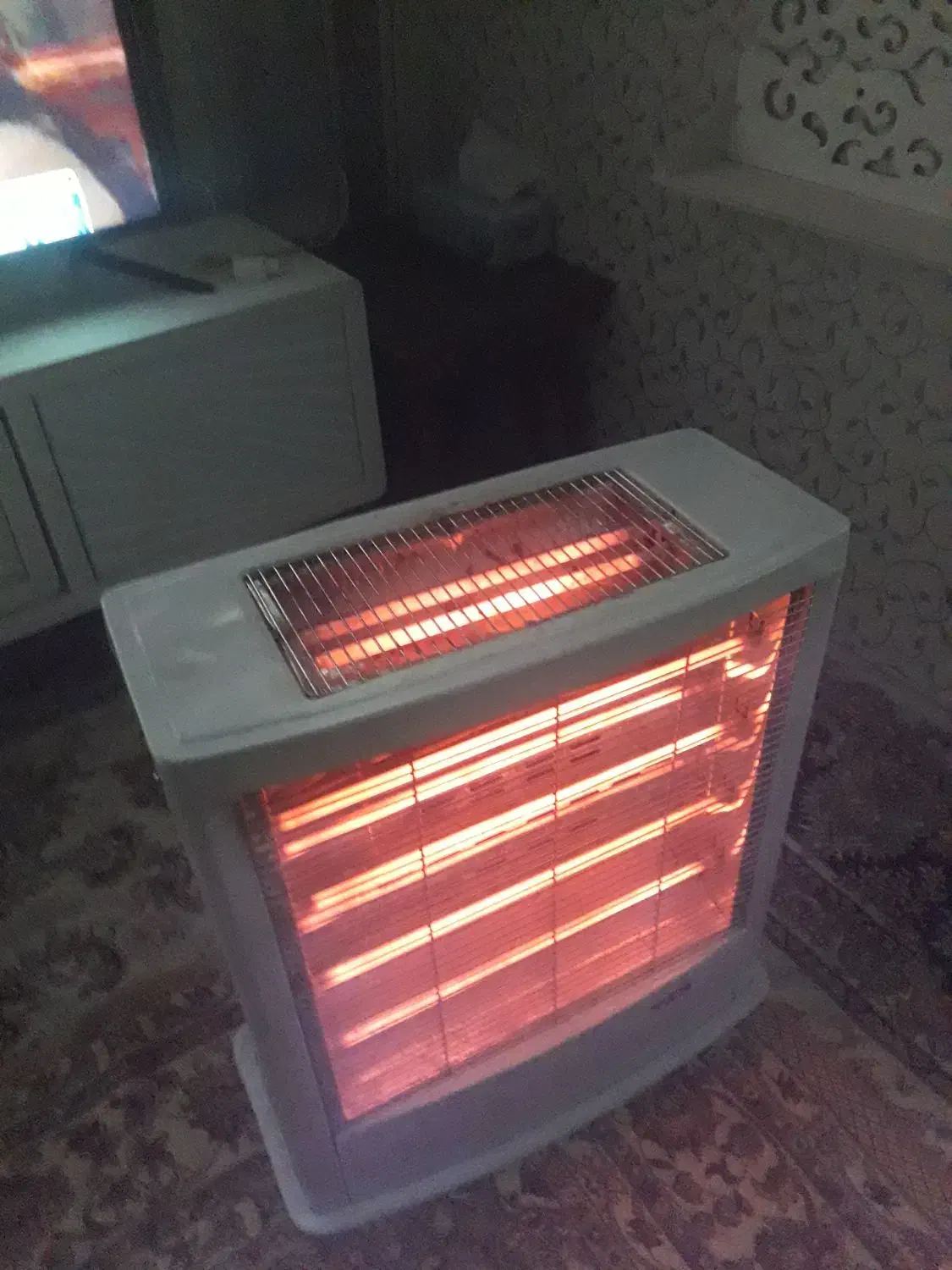 بخاری برقی دیواری کم‌مصرف  برفاب خوراک پز|بخاری، هیتر، شومینه|بجنورد, |دیوار