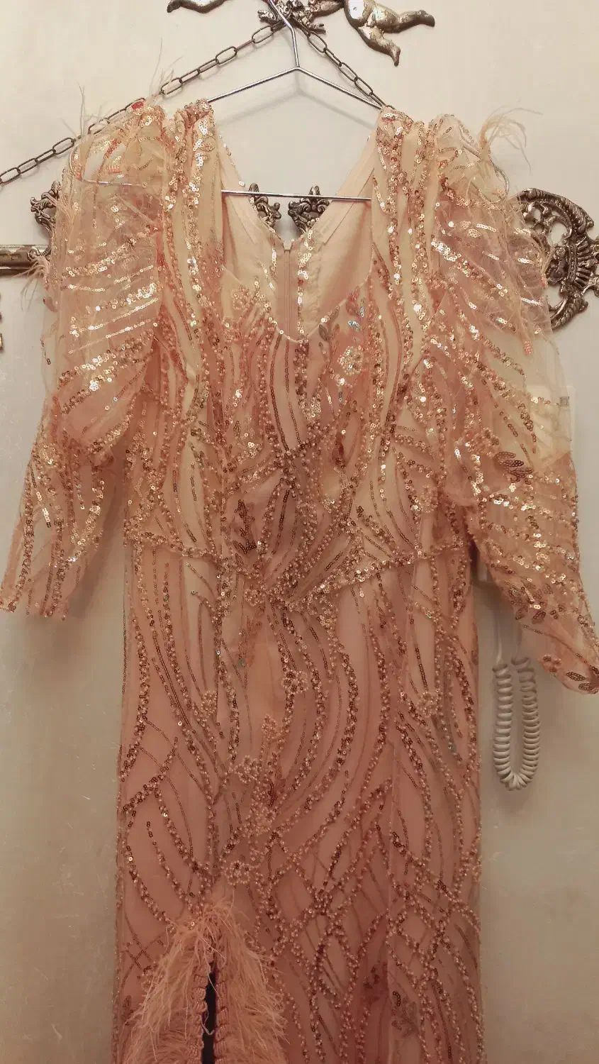 لباس مجلسی|لباس|باسمنج, |دیوار