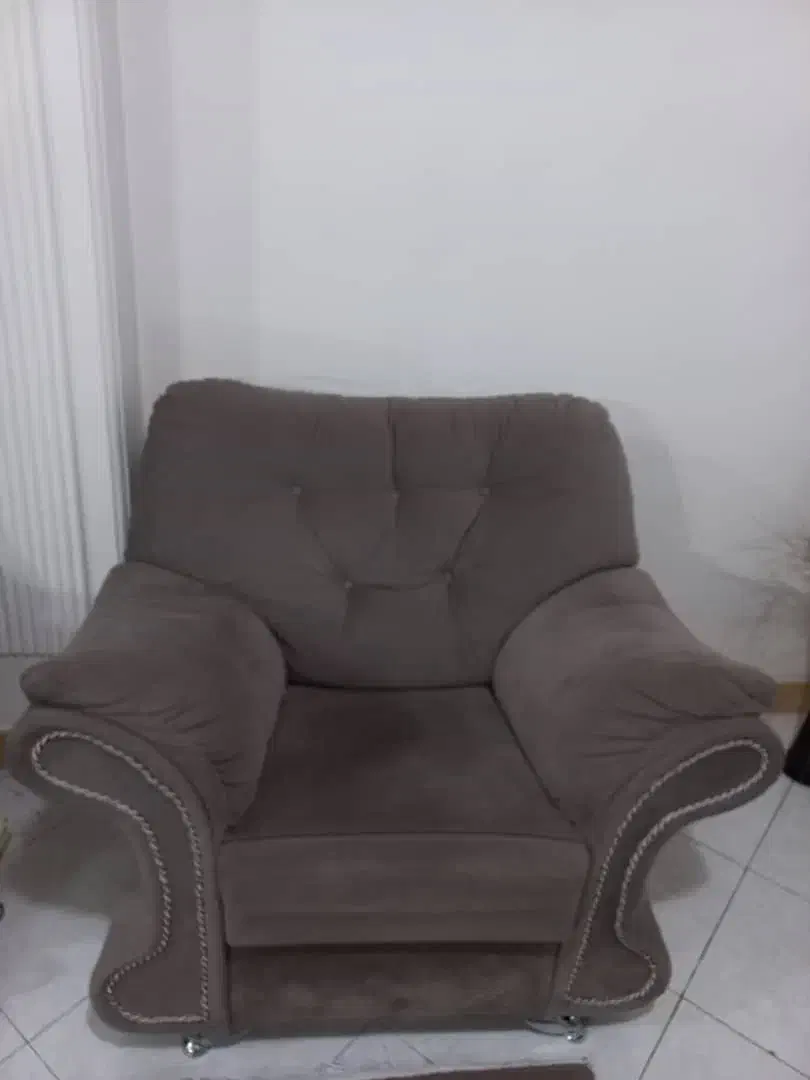 مبل ۷ نفره|مبلمان خانگی و میز عسلی|رشت, کوی حسینی|دیوار