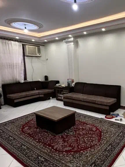 مبل ۷ نفره ال به همراه دو شلف و جلو مبلی|مبلمان خانگی و میز عسلی|رشت, دیلمان|دیوار