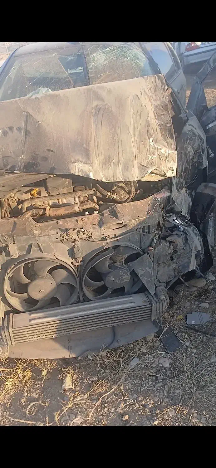 سمند سورن توربو مدل ۹۶ تصادفی|خودرو سواری و وانت|شیراز, آبیاری|دیوار