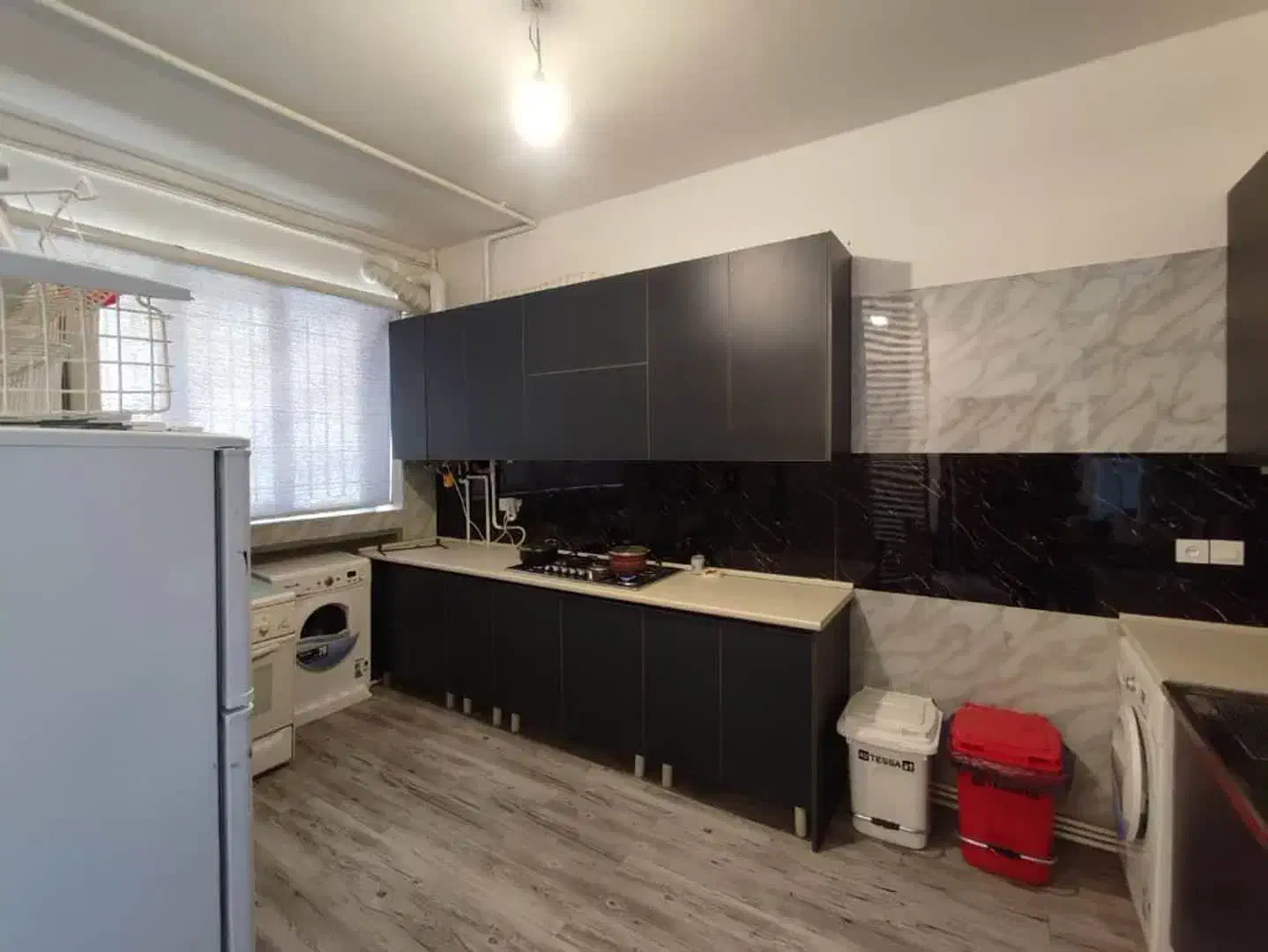 خوابگاه دخترانه آنا|اجارهٔ کوتاه‌مدت آپارتمان و سوئیت|تهران, بهار|دیوار