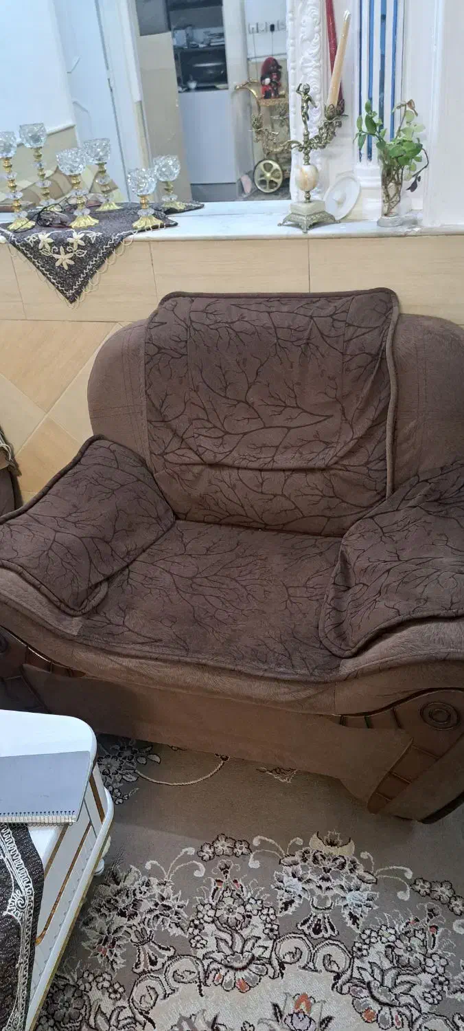 مبل راحتی|مبلمان خانگی و میز عسلی|قم, هفت تیر|دیوار