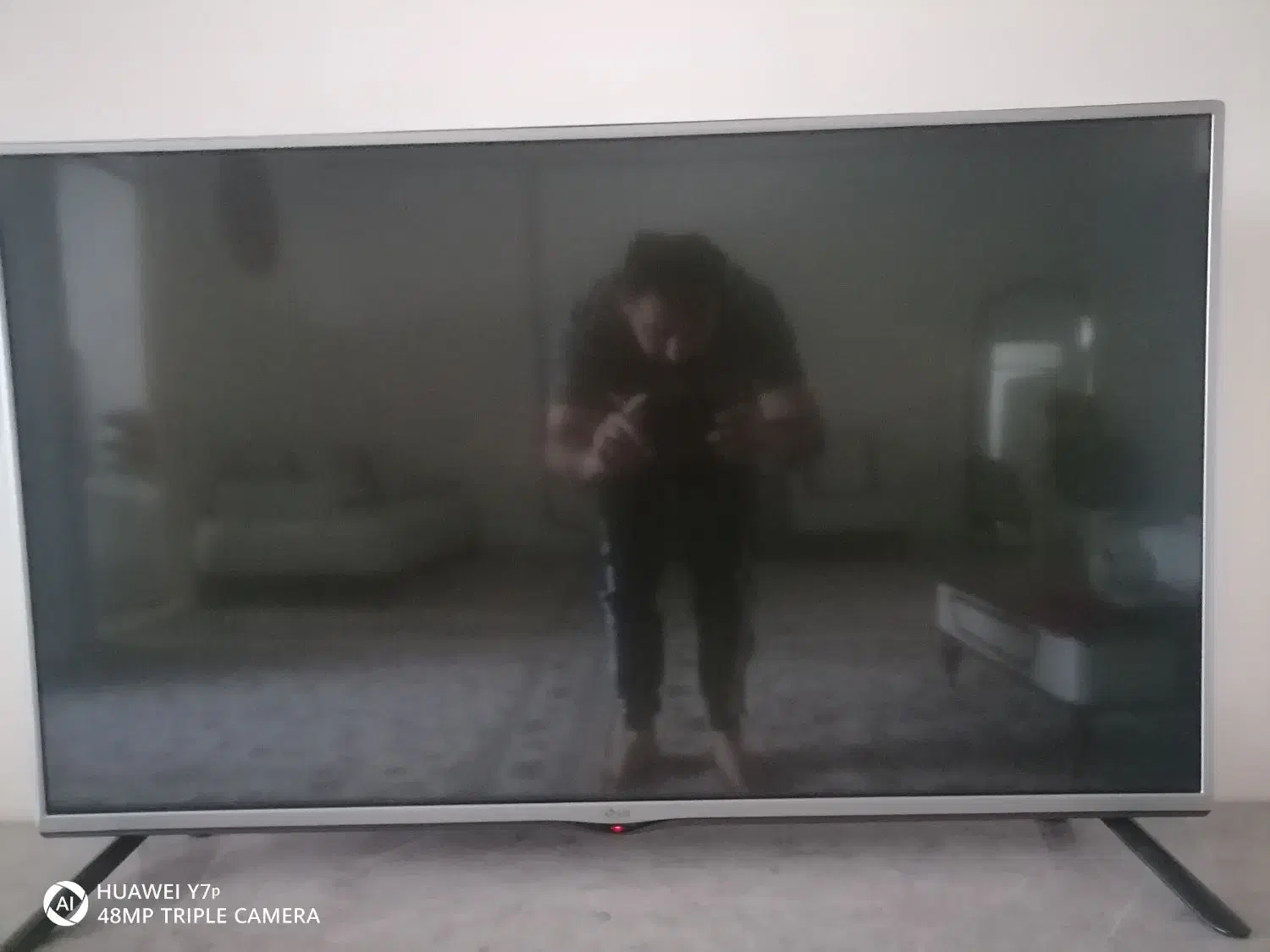 تلویزیونLG سایز42اینچ|تلویزیون و پروژکتور|نقده, |دیوار