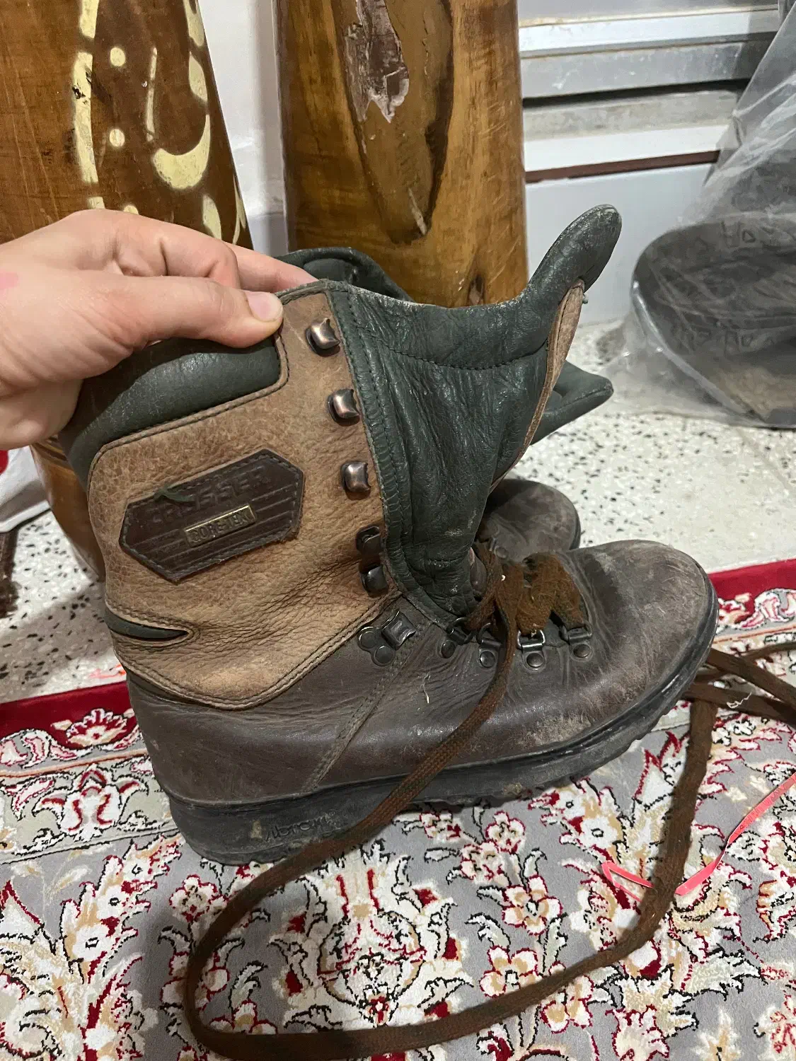 کفش کوهنوردی|کوهنوردی و کمپینگ|نیشابور, خیام|دیوار