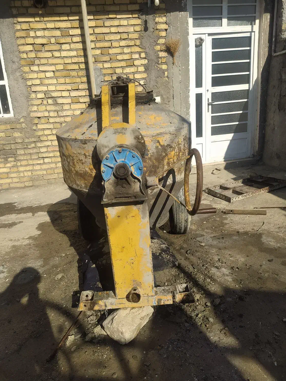 میکسر اجاره ، هم فروش اگه کسی خواست|ماشینآلات صنعتی|آبدانان, |دیوار