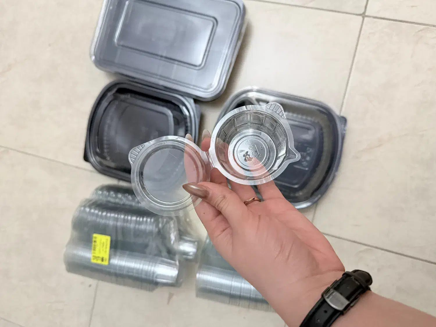 ظرف یکبارمصرف|ظروف نگهدارنده، پلاستیکی، یک‌بارمصرف|تبریز, |دیوار