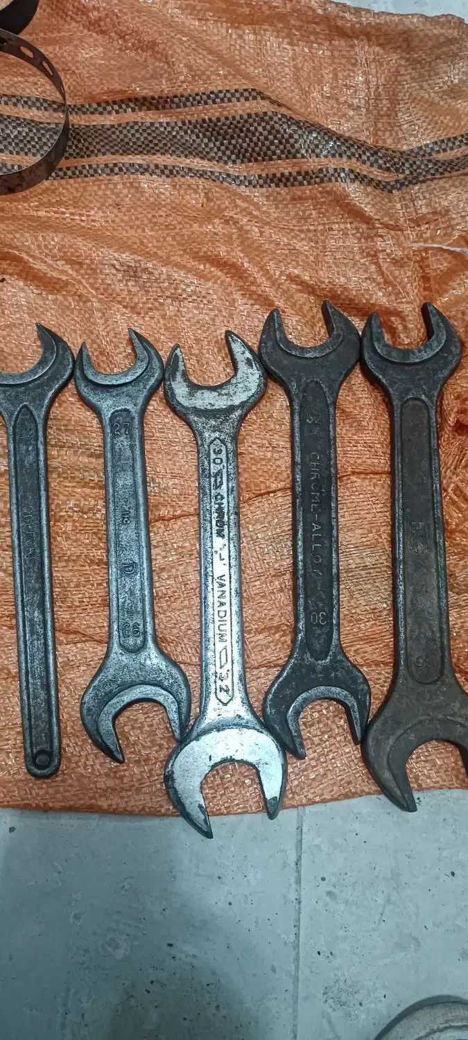 ابزار میکانیکی|ابزارآلات|فومن, |دیوار