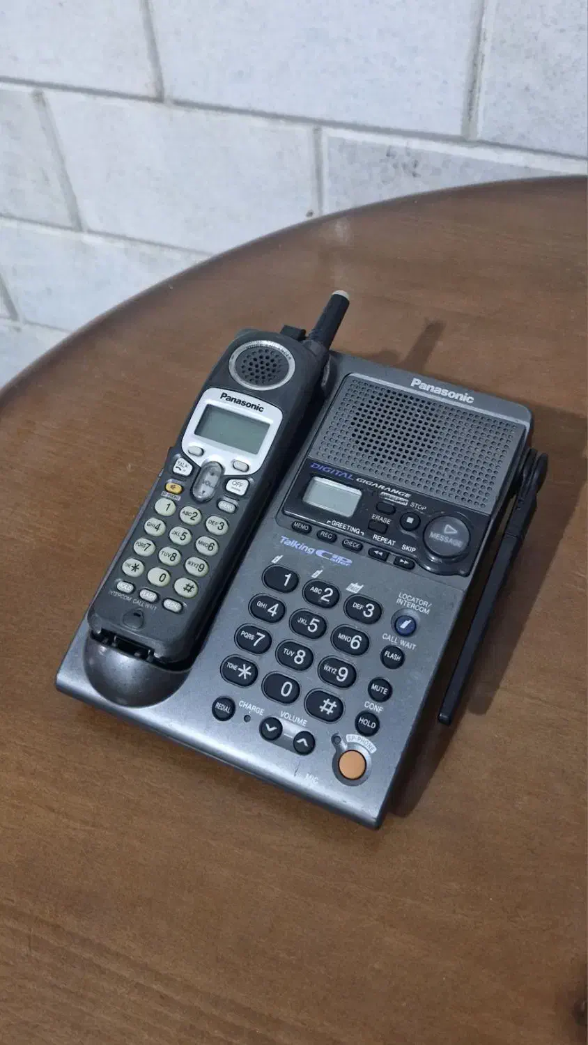 تلفن،۲۳۶۱ پاناسونیک منشی دار|تلفن رومیزی|قم, تولید دارو و یخچال|دیوار