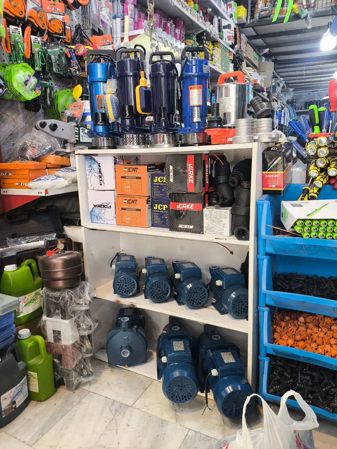 پمپ آب نیم و 1اسب ست کنترل کفکش 1اینچ2اینچ|مصالح و تجهیزات ساختمان|مشهد, خواجه ربیع|دیوار