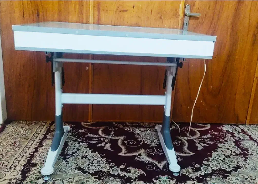 میزنور|میز تحریر و کامپیوتر|همدان, |دیوار