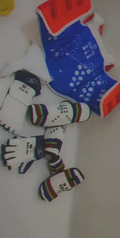 وسایل مبارزه، لباس و کمربند تکواندو|تجهیزات ورزشی|جم, |دیوار