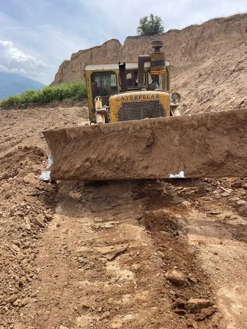 بلدوزر D7|خودرو سنگین|گرگان, |دیوار